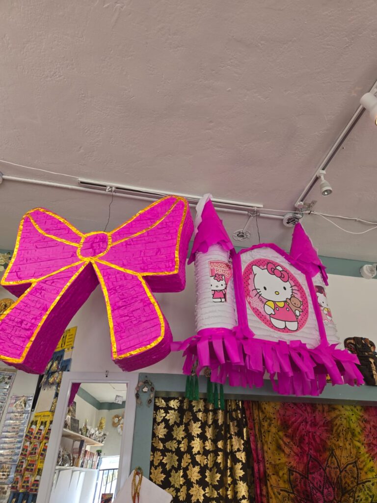 Bienvenidos a Piñatería Colibrí